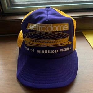 Vintage Minnesota Vikings Trucker Hat Hubert Humphrey Metrodome Stadium Cap NFL